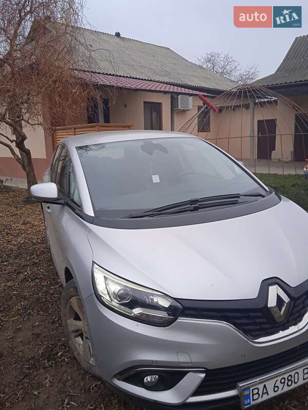 Минивэн Renault Scenic 2017 в Гайвороне