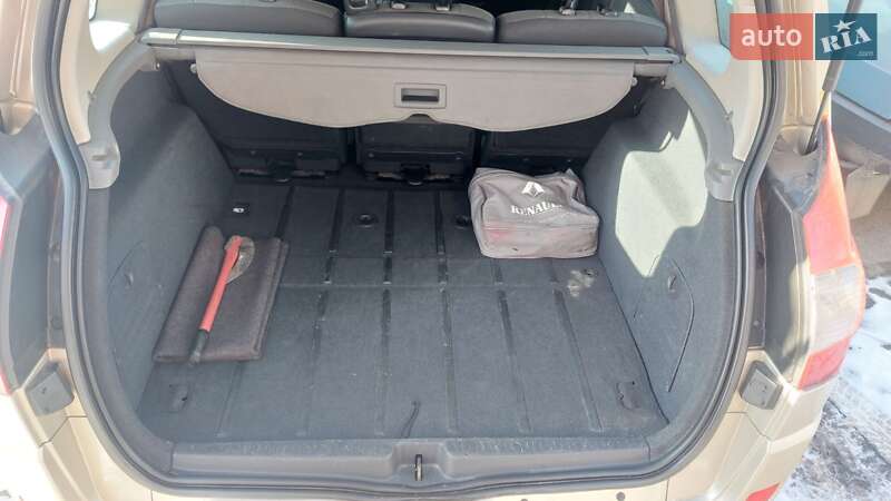 Мінівен Renault Scenic 2008 в Карлівці