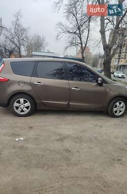 Минивэн Renault Scenic 2010 в Киеве