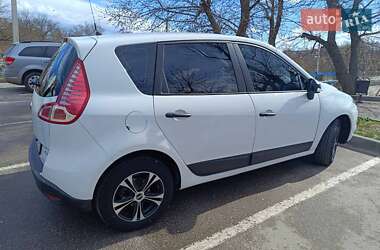 Минивэн Renault Scenic 2010 в Кропивницком