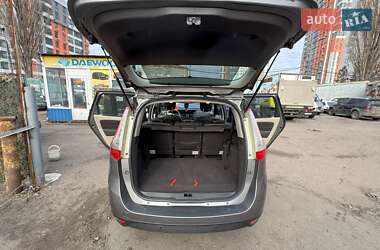 Минивэн Renault Scenic 2012 в Киеве