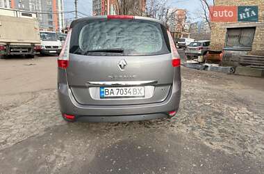 Минивэн Renault Scenic 2012 в Киеве