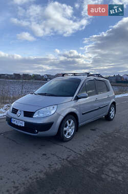 Минивэн Renault Scenic 2004 в Попельне