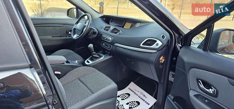Минивэн Renault Scenic 2011 в Нововолынске