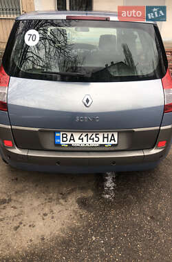 Минивэн Renault Scenic 2005 в 
