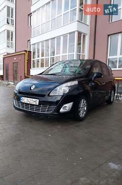 Минивэн Renault Scenic 2011 в Стрые