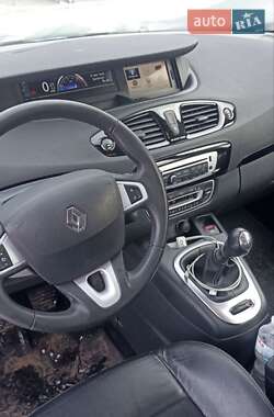 Минивэн Renault Scenic 2012 в Сумах