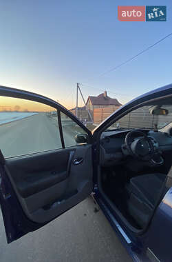 Минивэн Renault Scenic 2003 в 