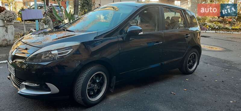 Мінівен Renault Scenic 2013 в Кривому Розі