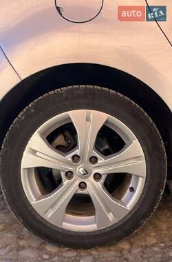 Минивэн Renault Scenic 2011 в 