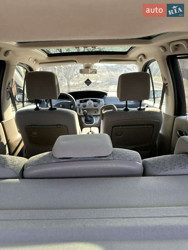 Минивэн Renault Scenic 2006 в Луцке