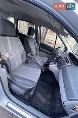 Минивэн Renault Scenic 2005 в Ковеле