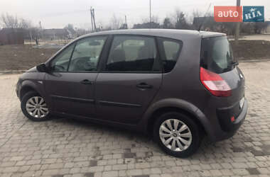 Минивэн Renault Scenic 2004 в 