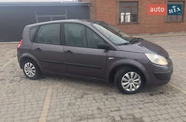 Минивэн Renault Scenic 2004 в 