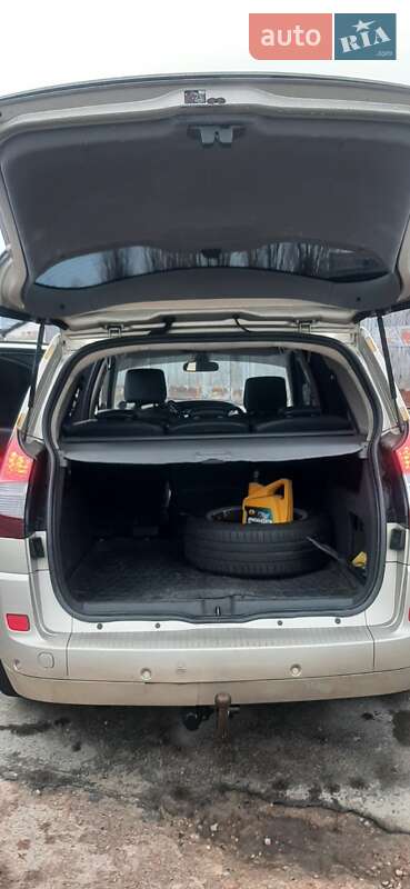 Минивэн Renault Scenic 2007 в Киеве