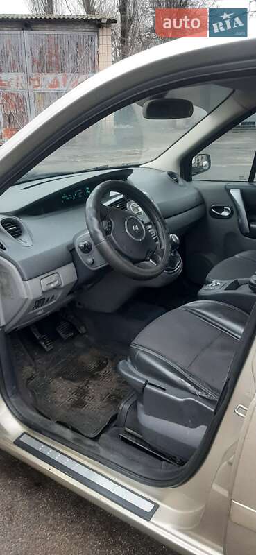 Минивэн Renault Scenic 2007 в Киеве