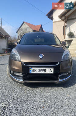 Мінівен Renault Scenic 2012 в Рівному