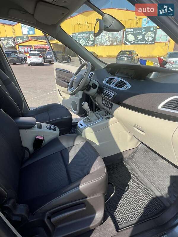 Минивэн Renault Scenic 2009 в Вишневом