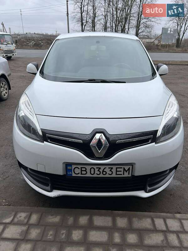 Мінівен Renault Scenic 2012 в 