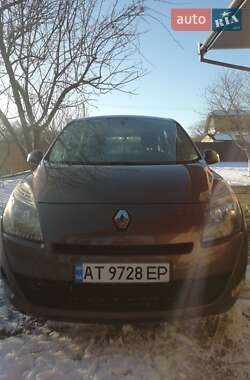 Мінівен Renault Scenic 2010 в Івано-Франківську