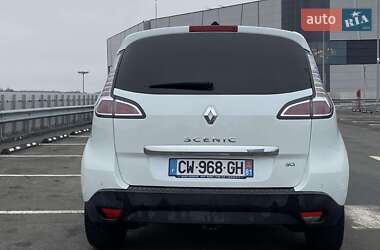 Минивэн Renault Scenic 2013 в 