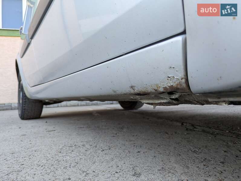Мінівен Renault Scenic 2005 в Стрию