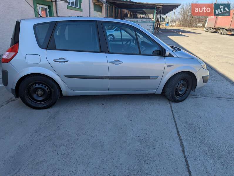 Мінівен Renault Scenic 2005 в Стрию