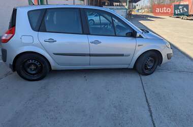 Минивэн Renault Scenic 2005 в 