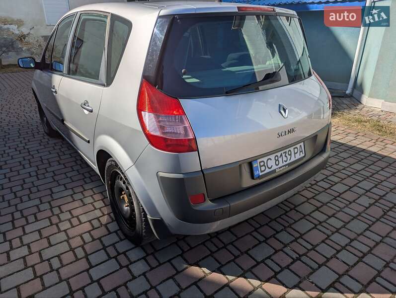 Мінівен Renault Scenic 2005 в Стрию