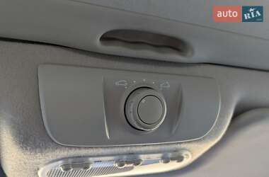 Минивэн Renault Scenic 2005 в 