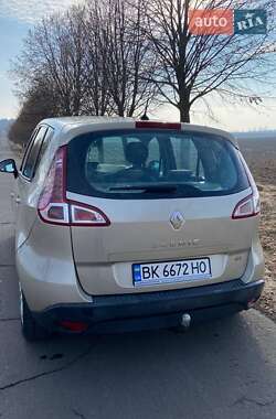 Мінівен Renault Scenic 2009 в Рівному