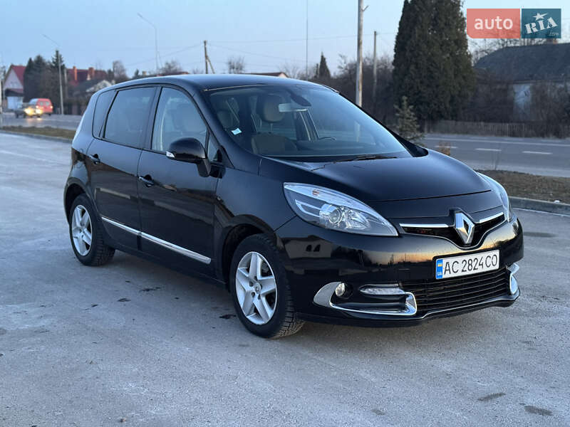 Мінівен Renault Scenic 2015 в 