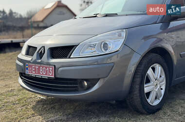 Минивэн Renault Scenic 2006 в Владимире