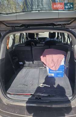 Минивэн Renault Scenic 2012 в 
