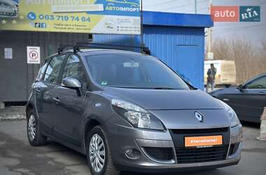 Мінівен Renault Scenic 2010 в Сумах