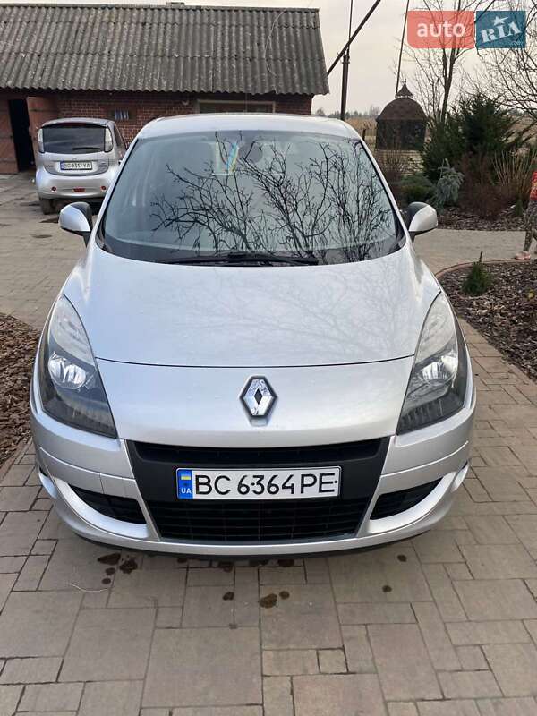 Renault Scenic 2010