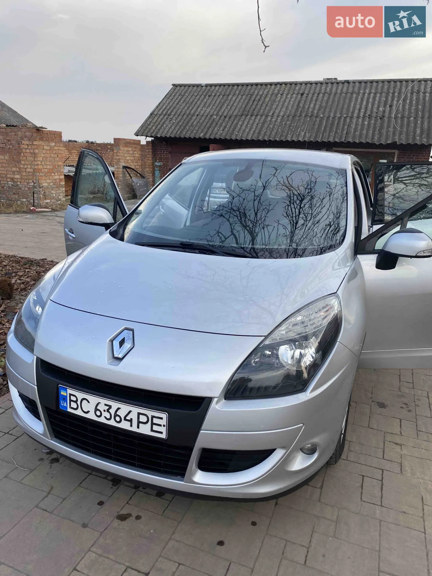 2010 Renault Scenic - мініатюра 11