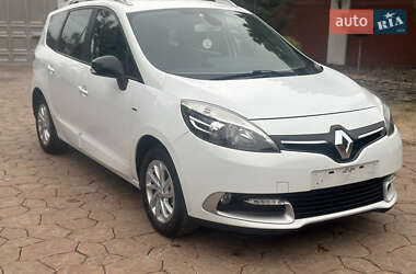 Минивэн Renault Scenic 2015 в 