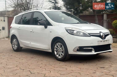 Минивэн Renault Scenic 2015 в 