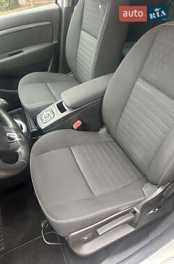 Минивэн Renault Scenic 2015 в 