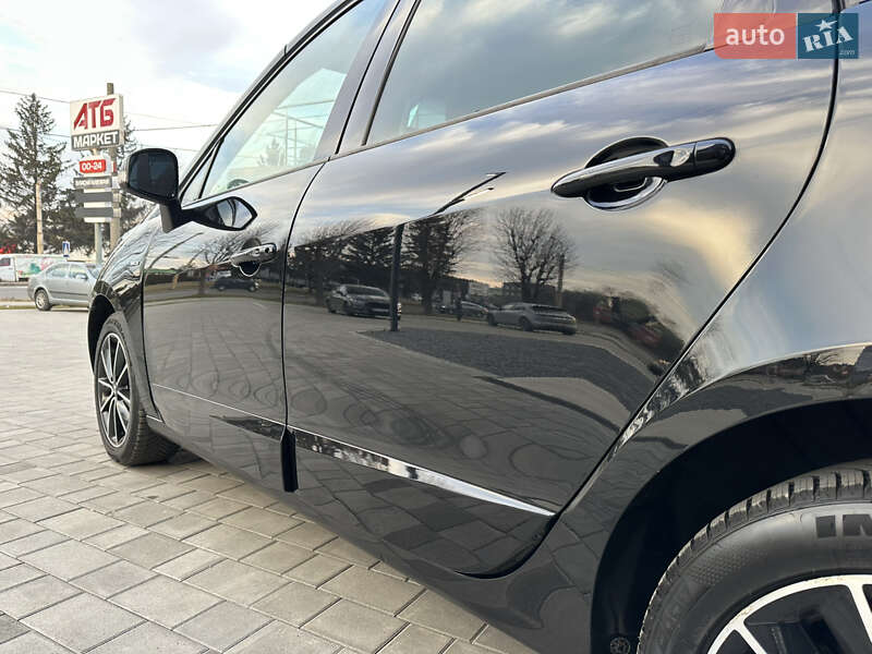 Минивэн Renault Scenic 2013 в Луцке