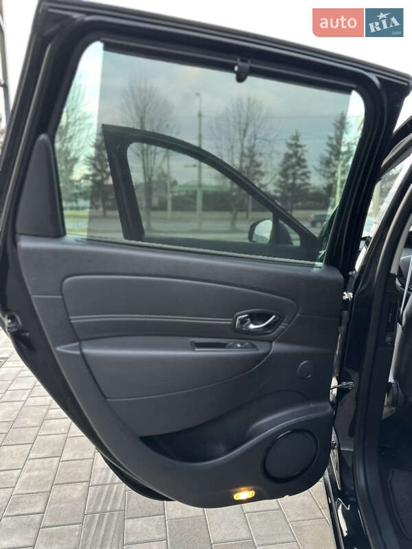 Минивэн Renault Scenic 2013 в Луцке