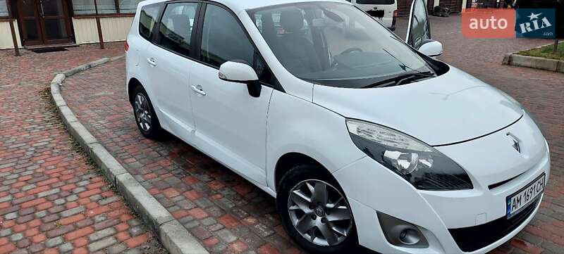 Минивэн Renault Scenic 2011 в Бердичеве