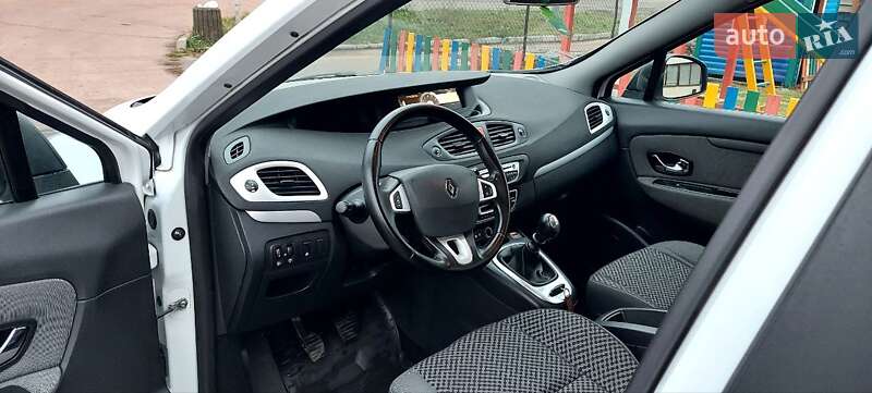 Минивэн Renault Scenic 2011 в Бердичеве