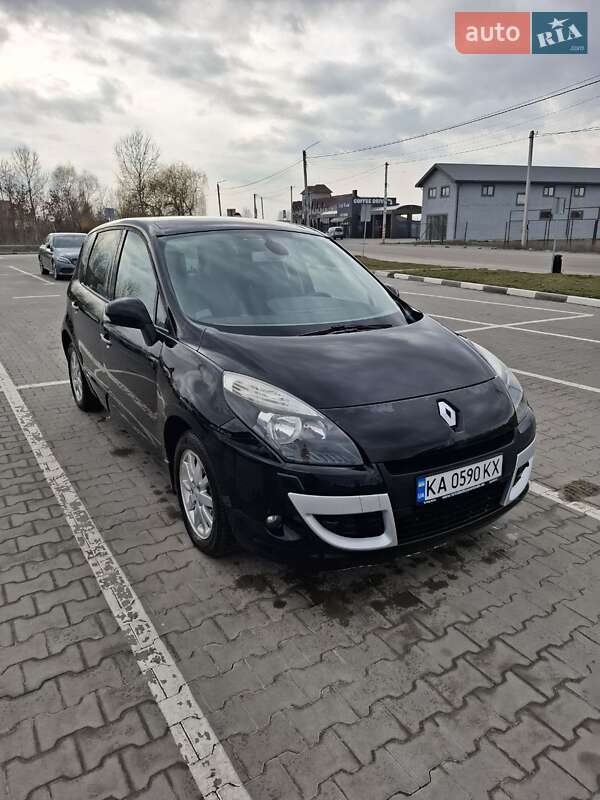 Мінівен Renault Scenic 2012 в Києві