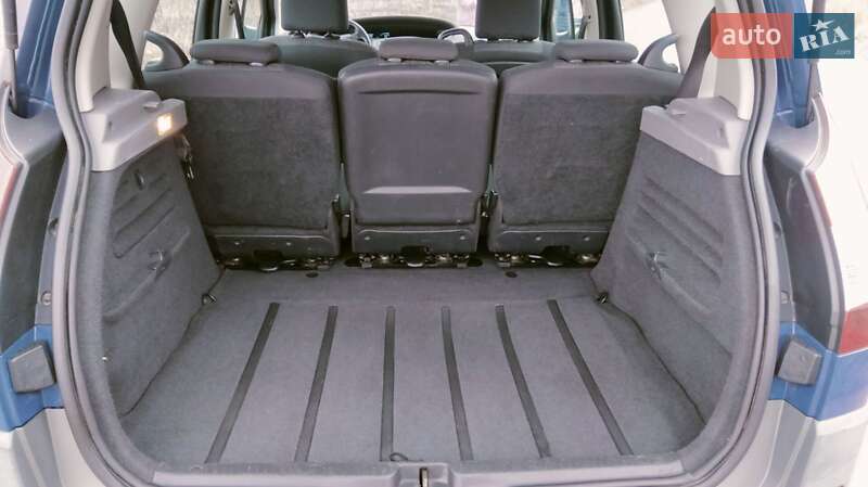 Мінівен Renault Scenic 2007 в Рівному