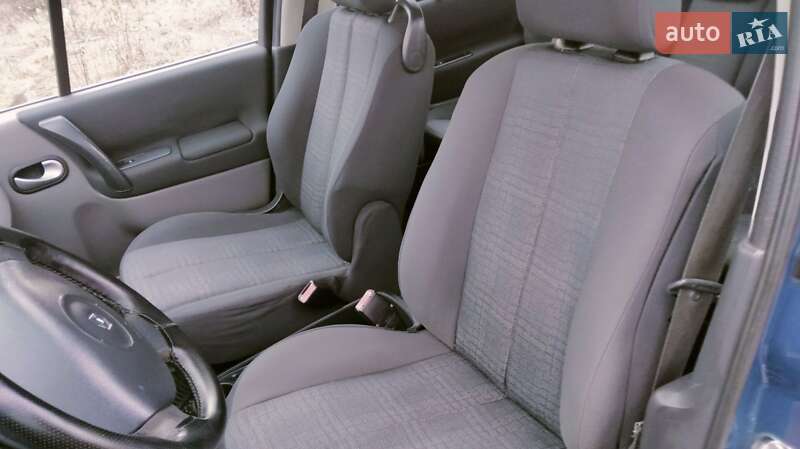 Мінівен Renault Scenic 2007 в Рівному