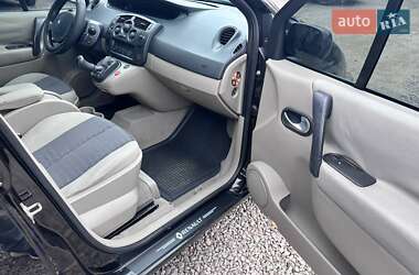 Минивэн Renault Scenic 2005 в Кропивницком