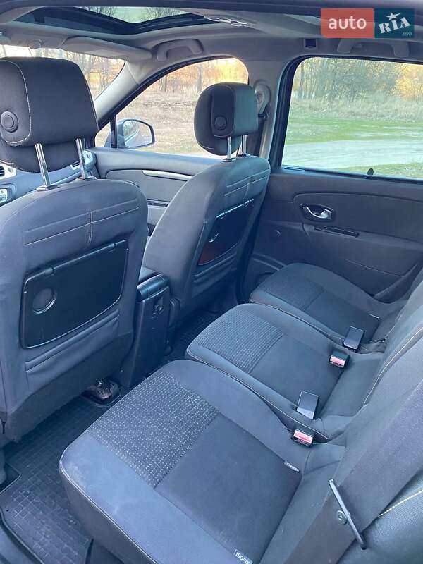 Минивэн Renault Scenic 2010 в Миргороде