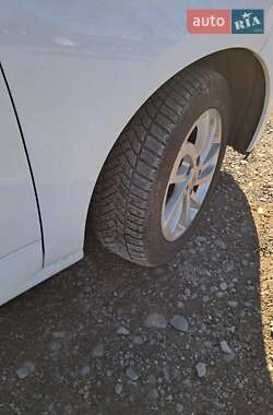 Мінівен Renault Scenic 2013 в 